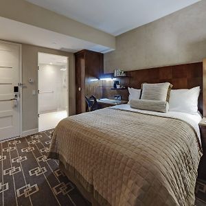 Premium Second Floor Queen Room