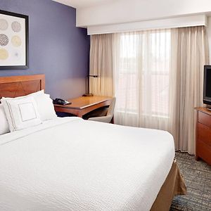 One-Bedroom King Suite
