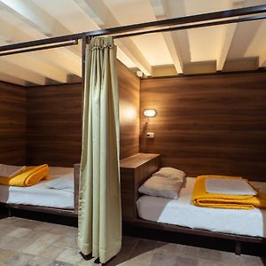 Dormitory Room Mixed