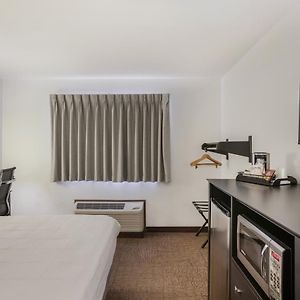 Queen Room Mobility accessible