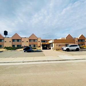 Super 8 By Wyndham Laramie