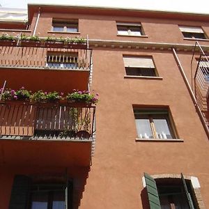 Guesthouse Alloggi Agli Artisti
