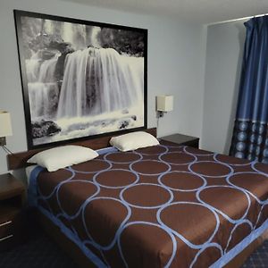 Super 8 North Red Deer