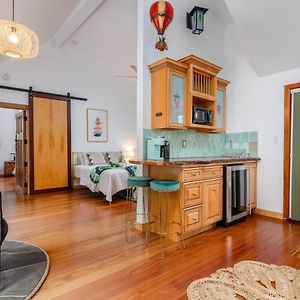 Private Bathroom Quadruple Room