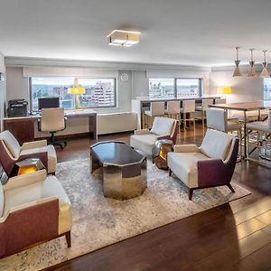 Club Level King Room
