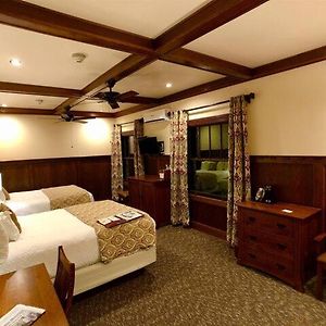 Queen Room Two Queen Beds