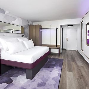 First Class King Room