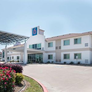 Motel 6-Hillsboro, Tx