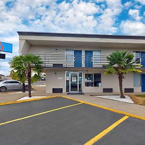 Motel 6 Mcdonough, Ga