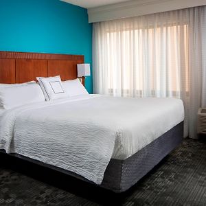 One-Bedroom King Suite