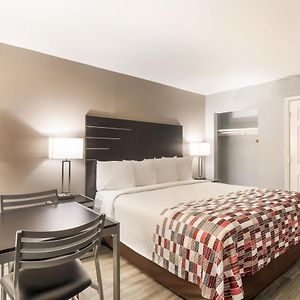 Deluxe  King Room Disability Access