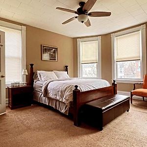 Point Breeze Guest House