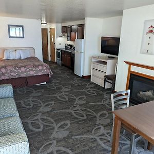Family King Suite Pet not allowed