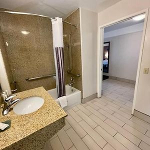 King Room Mobility accessible