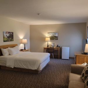 Queen Room Spa Bath Non Smoking