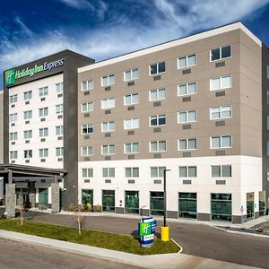 Holiday Inn Express & Suites - Brandon By Ihg