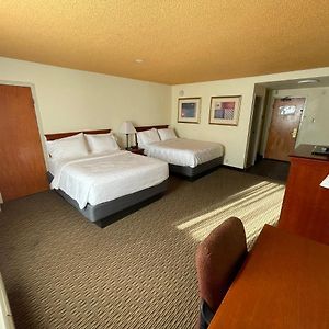 Cortina Inn