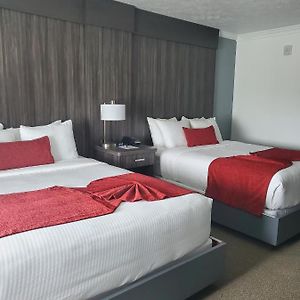 Queen Room Two Queen Beds