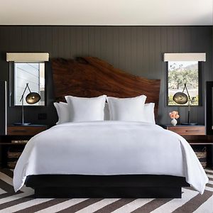 Two-Bedroom King Suite
