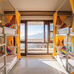 Dormitory Room Mixed