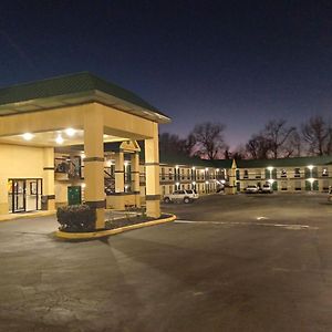 Super 8 By Wyndham Columbia