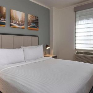 Premier King Room