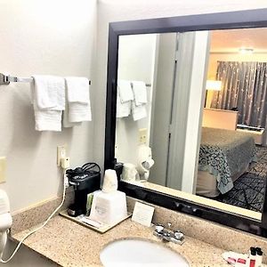 Deluxe  Double Room Disability Access