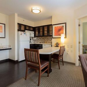 One-Bedroom King Suite