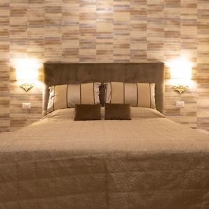 Queen Suite