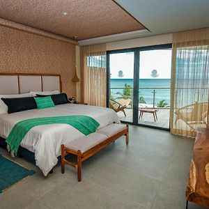 Deluxe Oceanfront Room