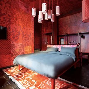 Extra Large King Room