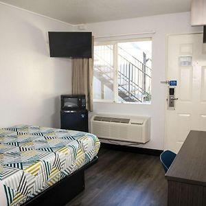 Queen Room Disability Access