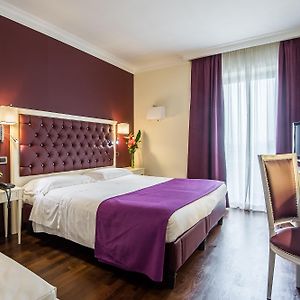 Executive King Room