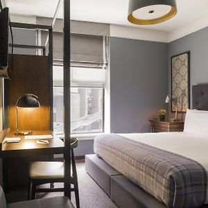 Tradition King Room