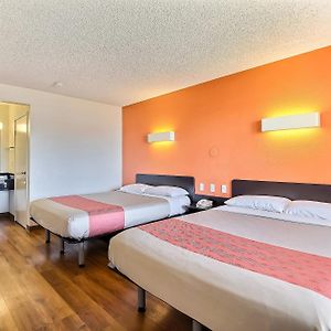 Classic Quadruple Room