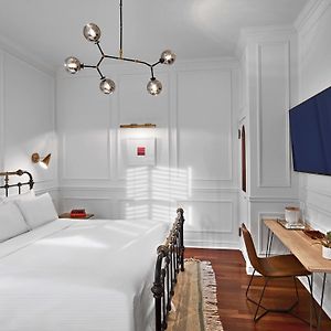 Premium King Room