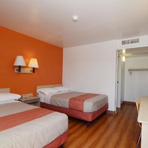 Classic Quadruple Room