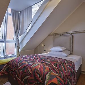 Standard Room with 1 Single Bed