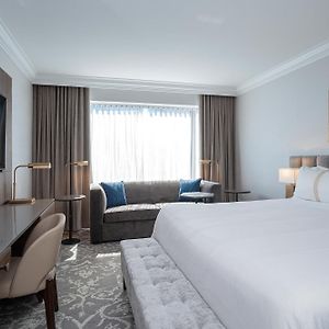 Premium King Room