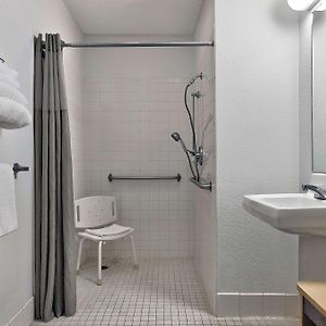Queen Room Disability Access