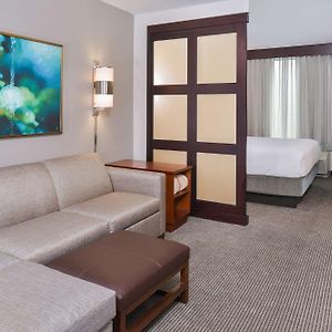 Upper Floors King Room