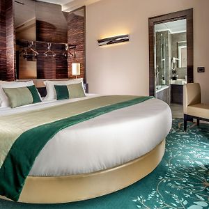 Exclusive Queen Room