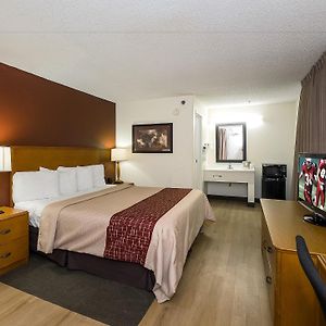 Cedar Rapids Inn