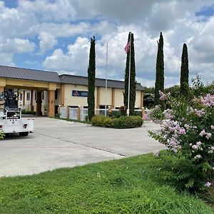 Coratel Inn & Suites By Jasper New Braunfels Ih-35 Ext 189