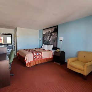 King Room Mobility accessible