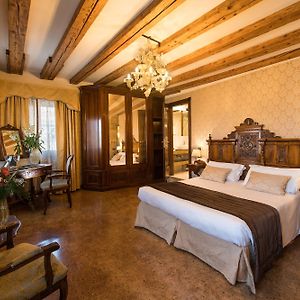 Grand Junior Suite