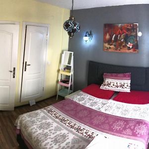 Economy Triple Room