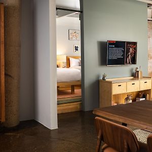 Queen Suite