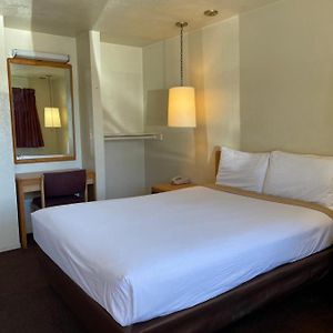 Queen Room Disability Access