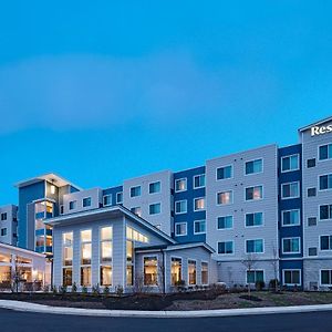 Residence Inn New Brunswick Tower Center Blvd.